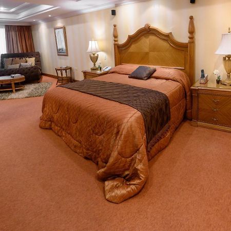 אסונסיון Granados Park Hotel מראה חיצוני תמונה