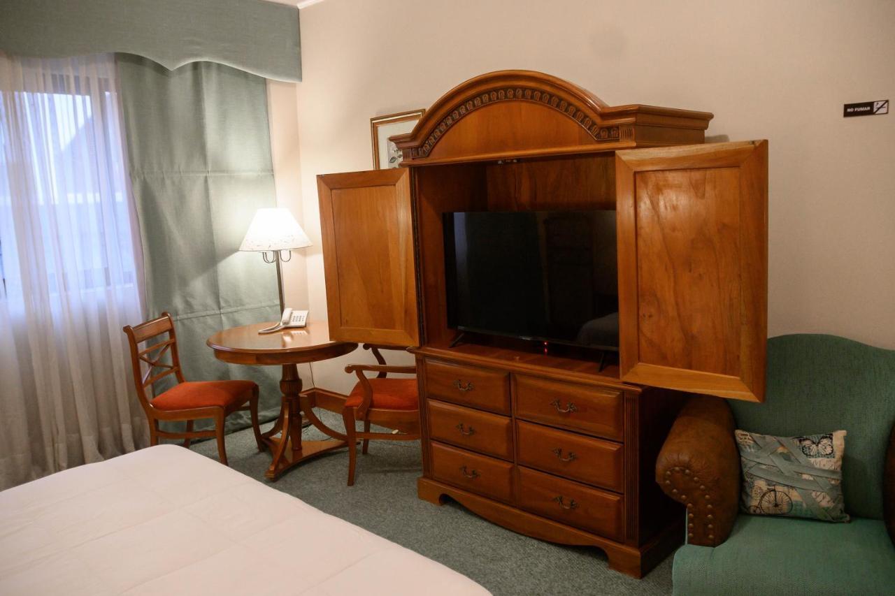 אסונסיון Granados Park Hotel מראה חיצוני תמונה