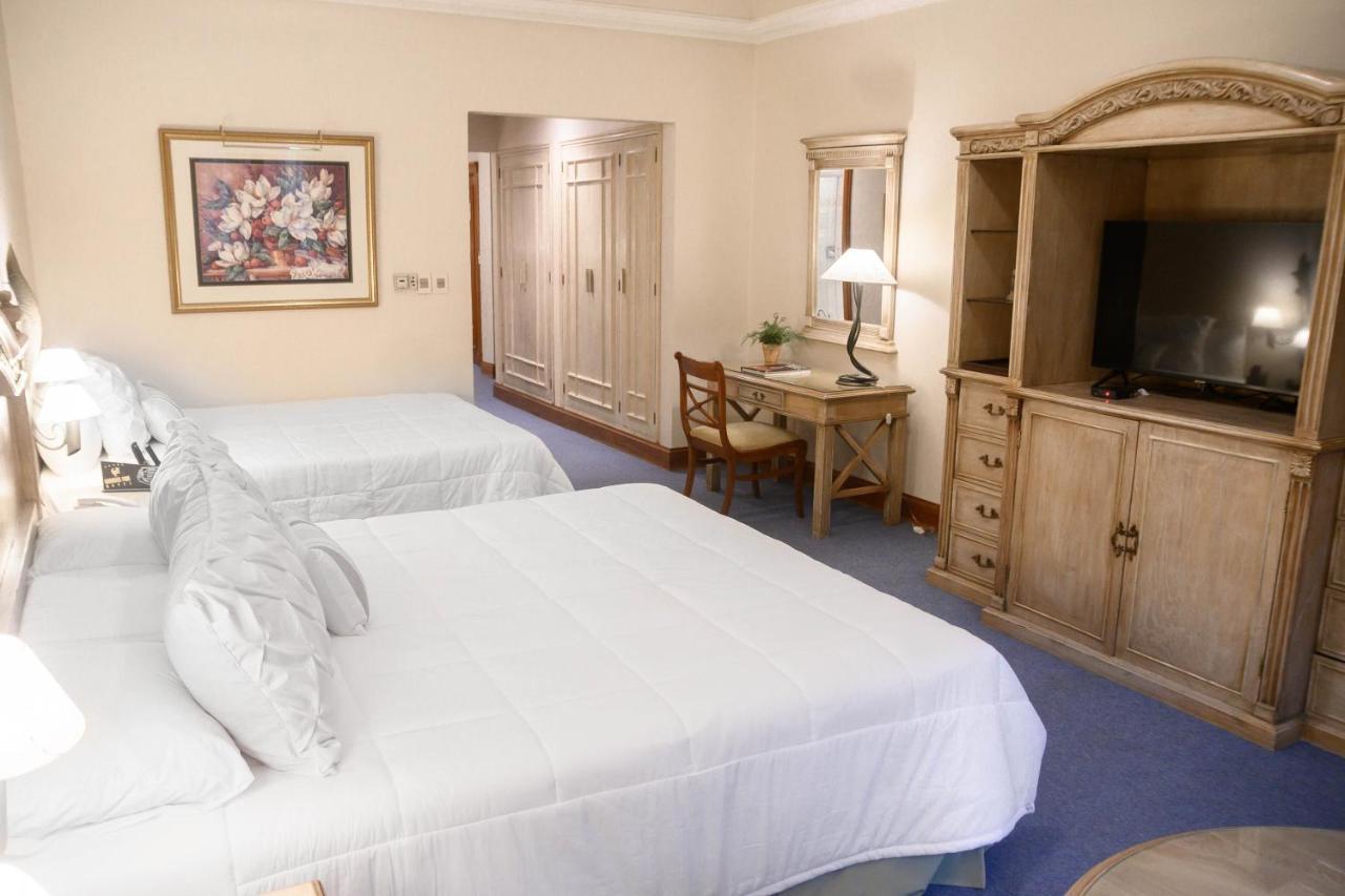 אסונסיון Granados Park Hotel מראה חיצוני תמונה